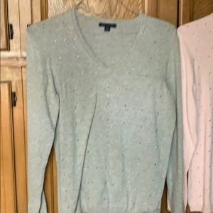 Long sleeve gray sweater